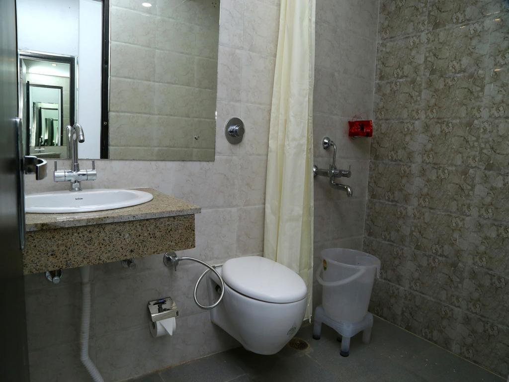 Treebo Chandigarh Grand,It Park,3 star