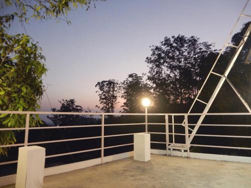 drizzle valley cottage