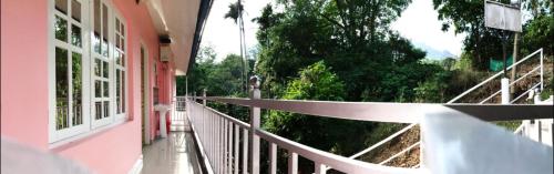 drizzle valley cottage