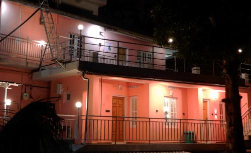 drizzle valley cottage