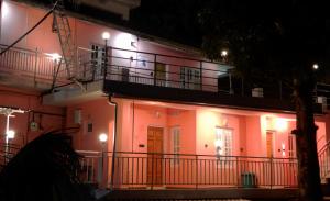 drizzle valley cottage