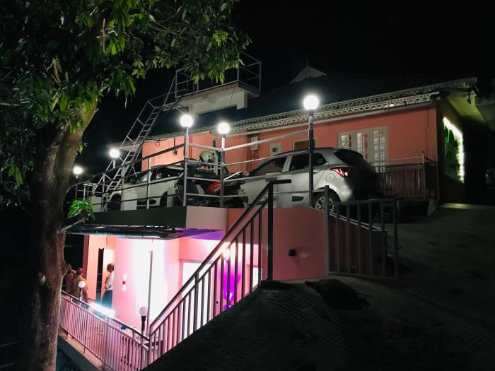 drizzle valley cottage