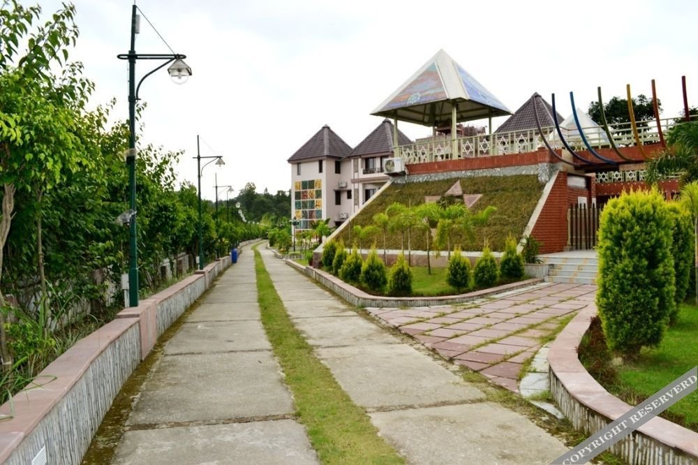 pyramid home divine by 1589 hotels