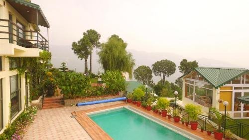 mountain crest hotel