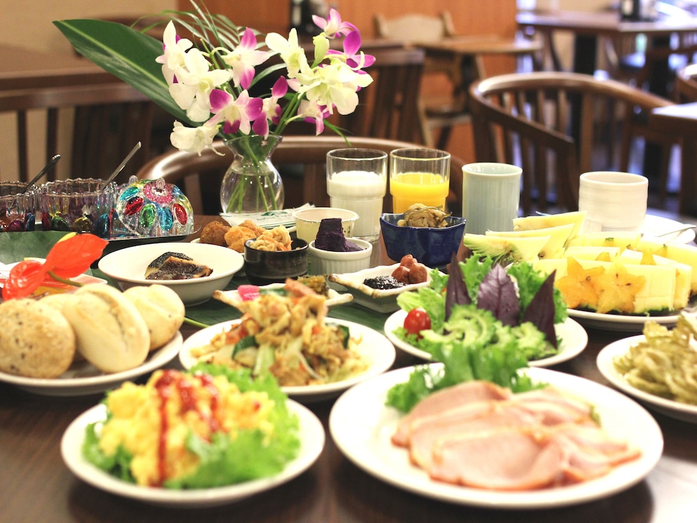 hotel route inn nago