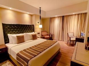 the muse sarovar portico kapashera delhi