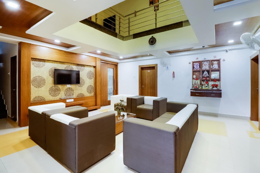 Sri Shivam Hotel,,2 star