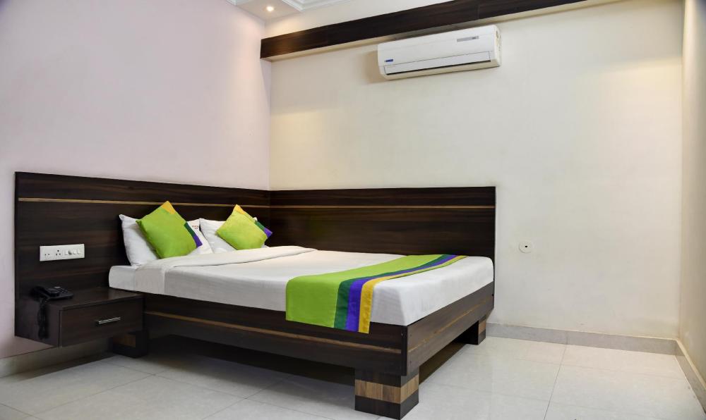 treebo royal sun palace mp nagar zone 2