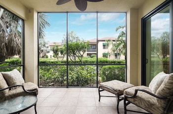 naples bay resort and marina