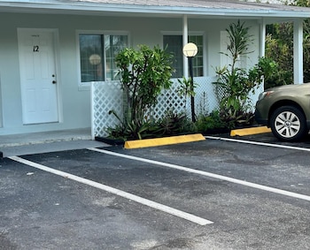 contys motel