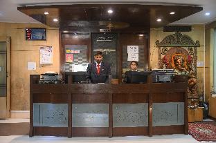 hotel vinayak palace