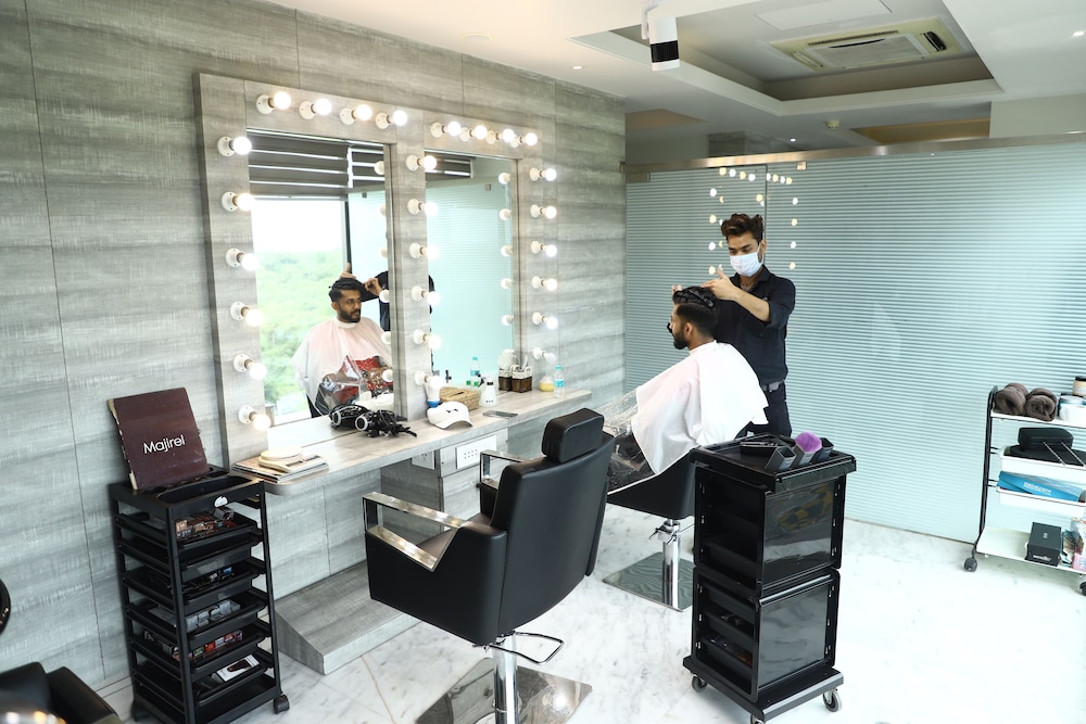 efcee sarovar portico bhavnagar