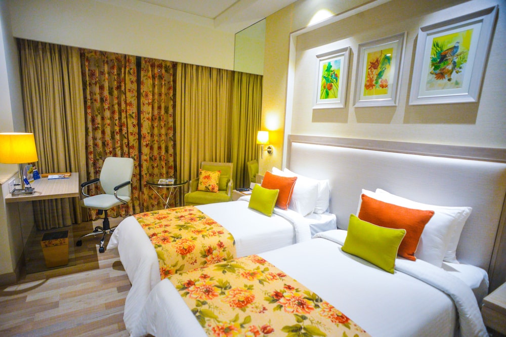 efcee sarovar portico bhavnagar