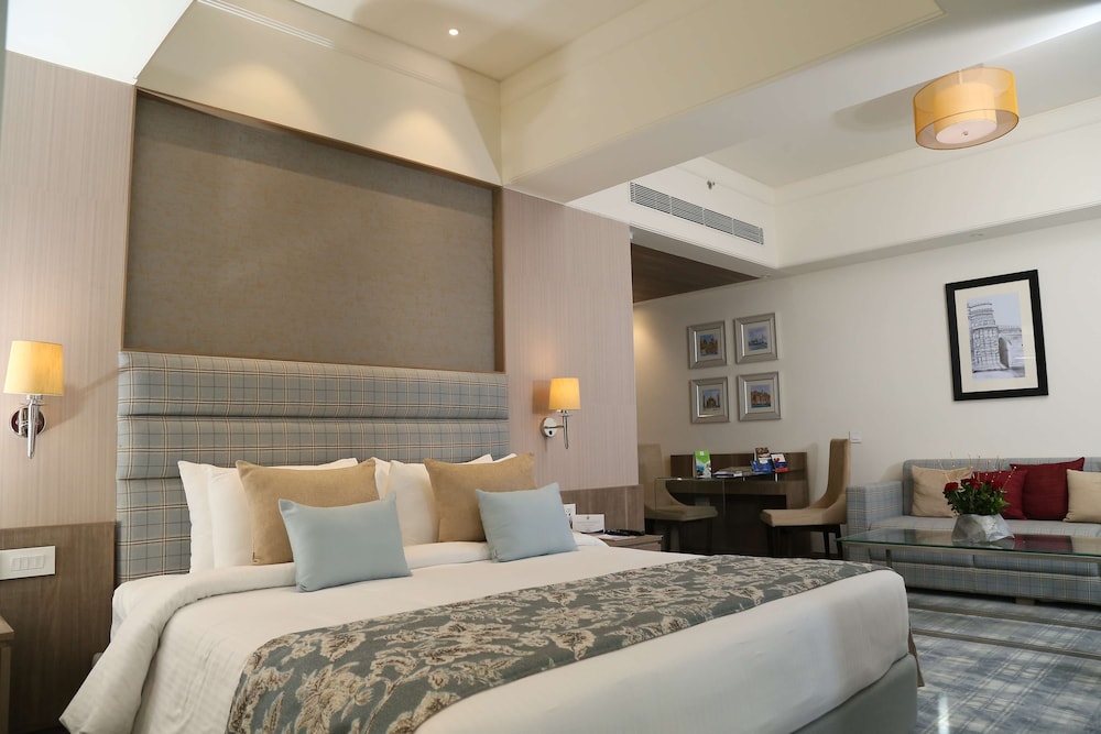 efcee sarovar portico bhavnagar