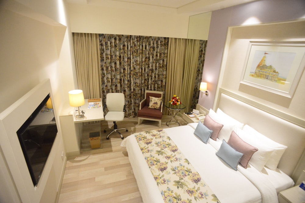 efcee sarovar portico bhavnagar