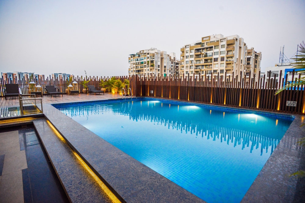 efcee sarovar portico bhavnagar