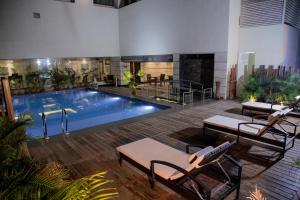 efcee sarovar portico bhavnagar