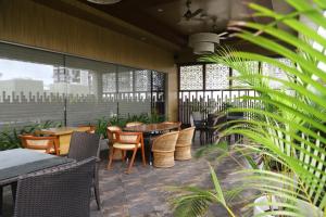 efcee sarovar portico bhavnagar