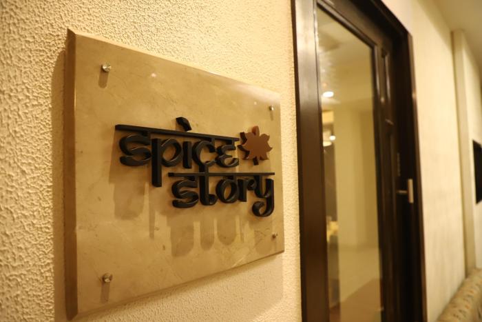 efcee sarovar portico bhavnagar