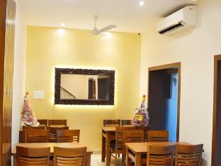 hotel ak international