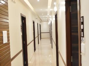 hotel ak international