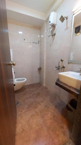 hotel rigga inn kokilaben dhirubhai ambani hospital