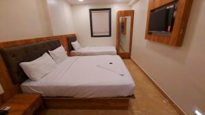 hotel rigga inn kokilaben dhirubhai ambani hospital