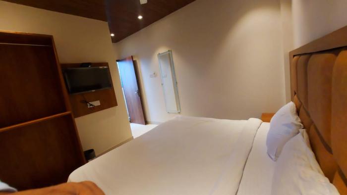 hotel rigga inn kokilaben dhirubhai ambani hospital