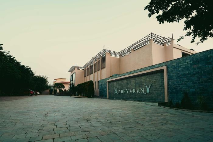 abhyaran resort ranthambore