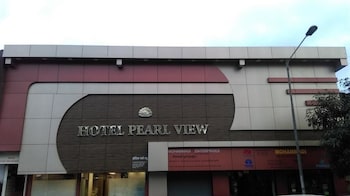 hotel pearl view
