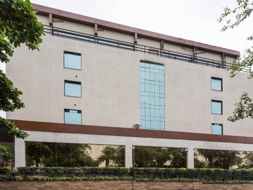 Hotel Solaris,Rajendra Nagar>>Indore,4 star