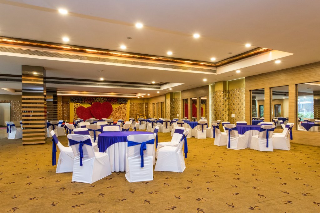 Solaris,Rajendra Nagar>>Indore,4 star