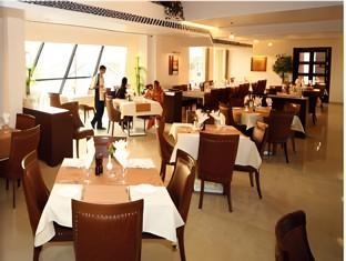 sentosa resorts and water park