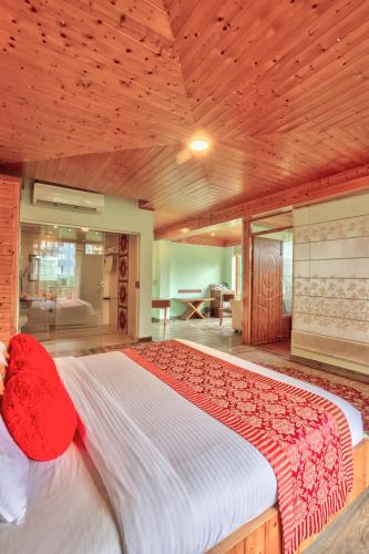 snow flakes resort and spa centrally heated luxury resort