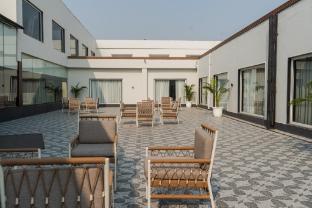 udman hotels and resorts nh 8