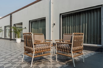 udman hotels and resorts nh 8