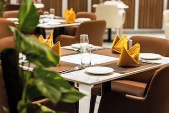 udman hotels and resorts nh 8