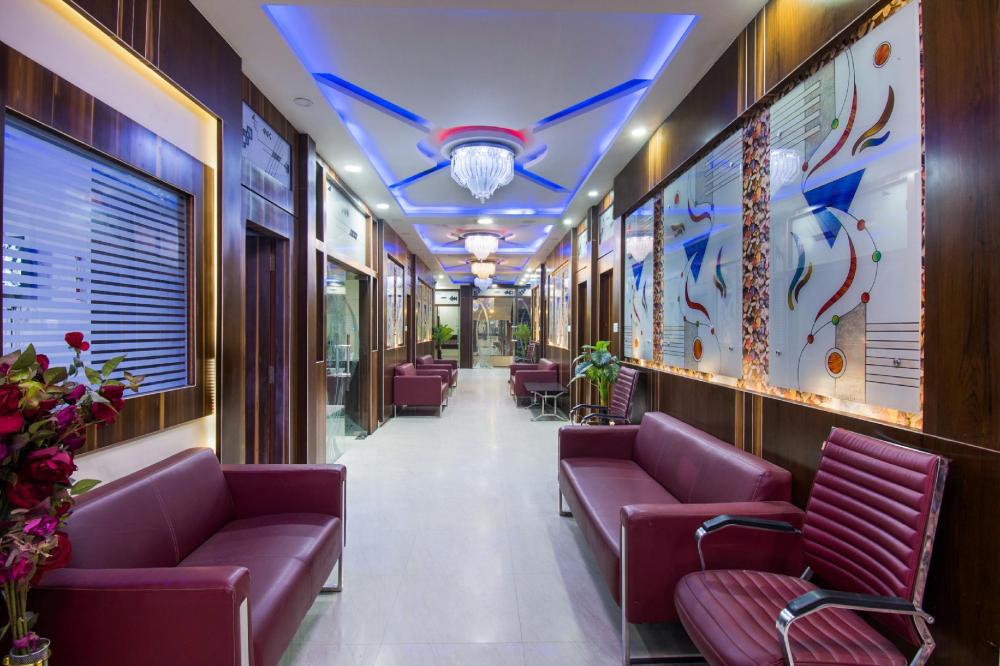 hotel embassy international