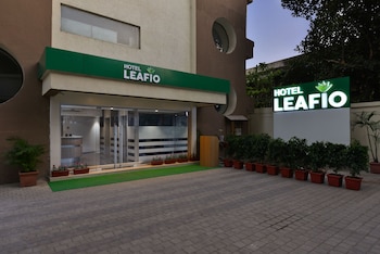 hotel leafio sakinaka