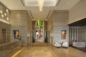 sandal suites op by lemon tree hotels