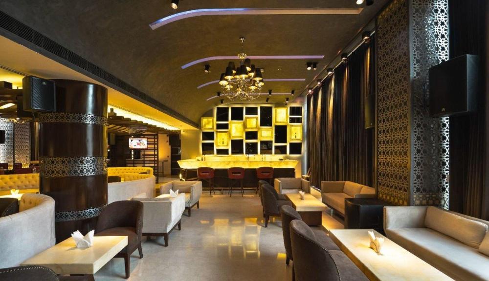 udman by ferns n petals chattarpur