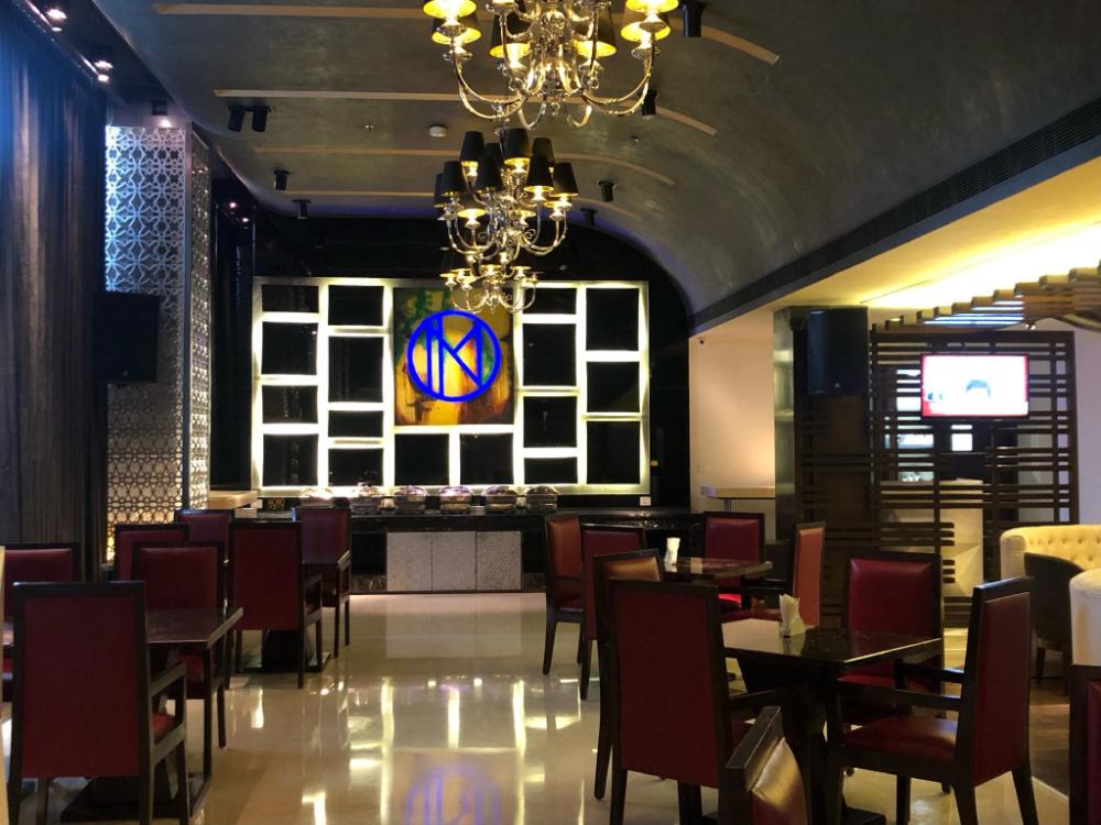 udman by ferns n petals chattarpur