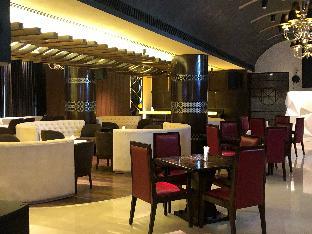 udman by ferns n petals chattarpur