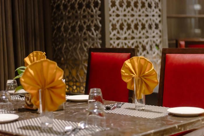 udman by ferns n petals chattarpur