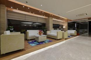 hotel pragati the grand