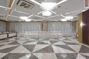 hotel pragati the grand