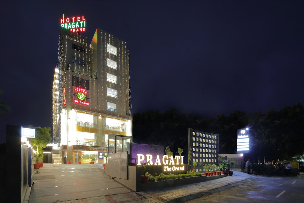 hotel pragati the grand