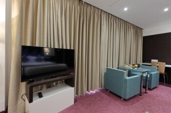 hotel pragati the grand