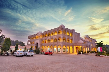 regenta resort vanya mahal 12 5 km from ranthambhore national park