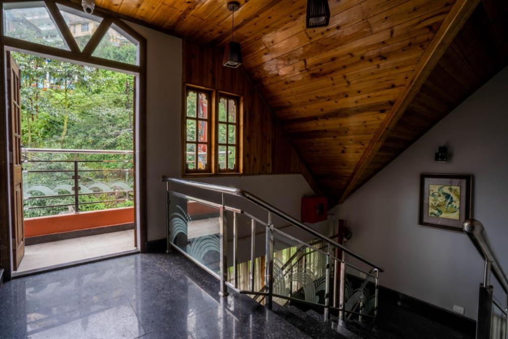 hotel zambala retreat